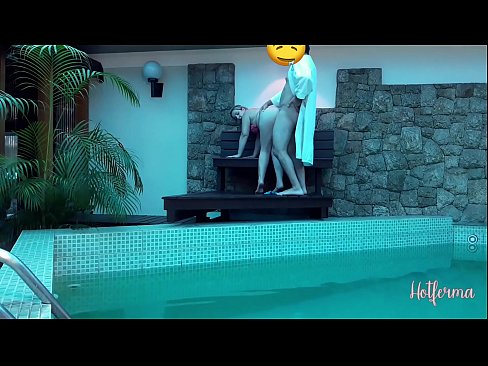 ❤️ Boss invites maid to the pool, but couldn't resist a hot Sluts at en-us.massagsaransk.ru ☑